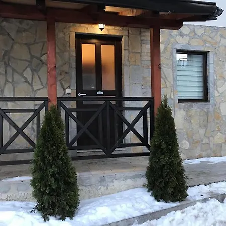 23-4 Apartment *